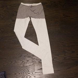 Lululemon skirted leggings size 6